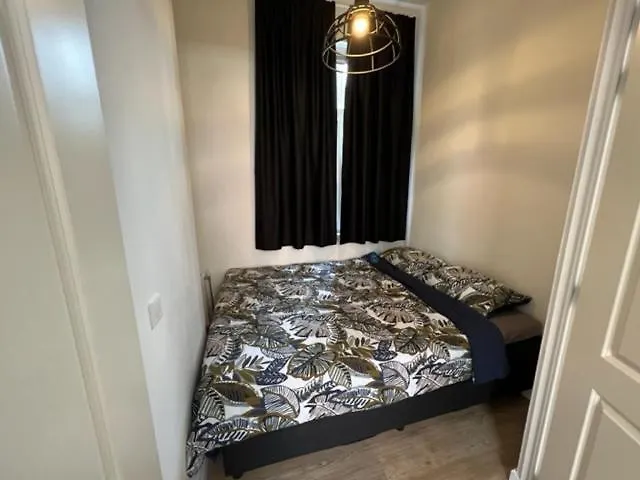 Rotterdam Inn