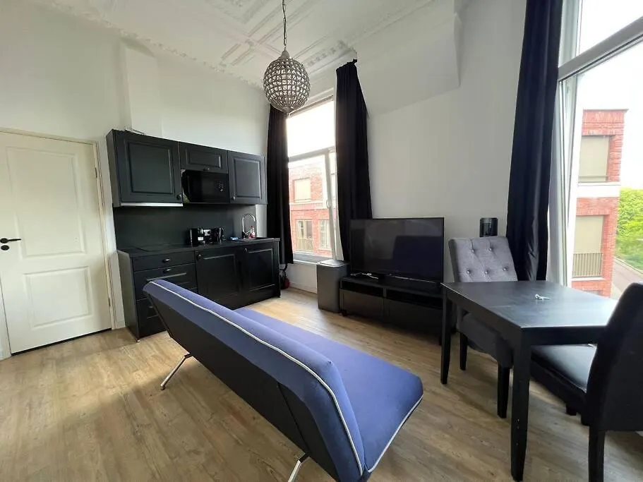 Rotterdam Inn Apart-hotel
